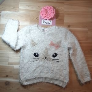 White H&M sweater for girl size 2-4Y.